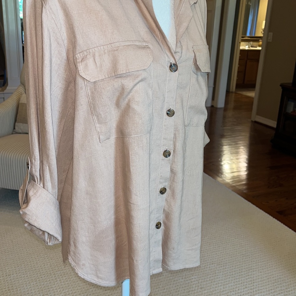 Velvet Heart tan linen button up blouse - Picture 6 of 15
